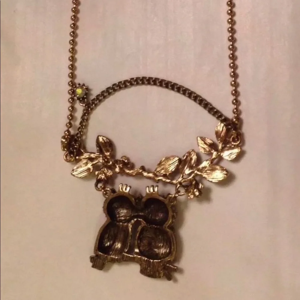 🛍️SOLD🛍️ NWT Betsey Johnson Woodland Statement Necklace - Picture 7 of 8